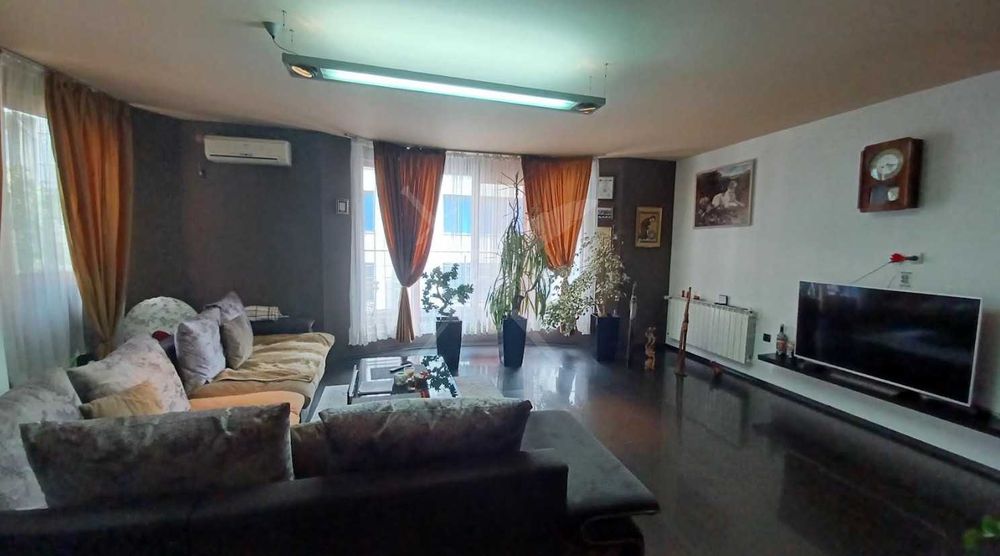 Продава се Многостаен апартамент в Пловдив, Кършияка - 153 кв.м за 1567 €/кв.м - Снимка #4
