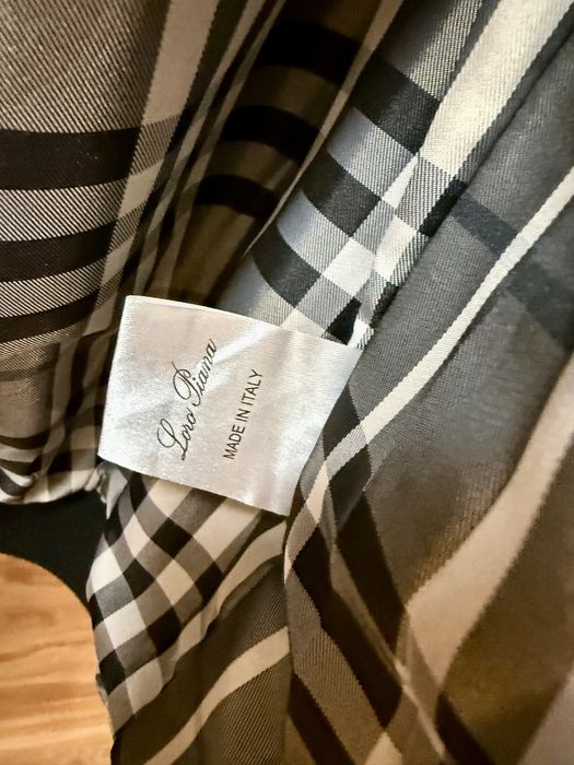 Срочно Продам Loro Piana куртку.
