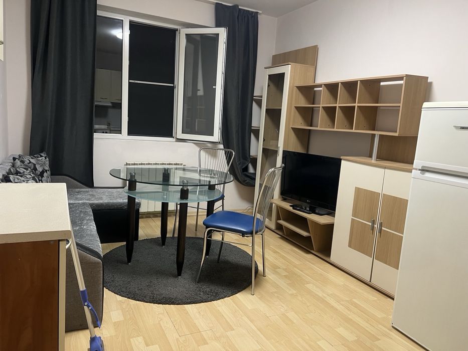 Дава се под наем Двустаен апартамент в София, Гео Милев - 55 кв.м за 510 € - Снимка #2