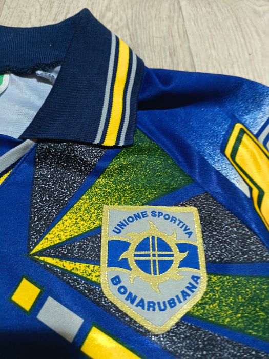 Стари италиански футболни фланелки