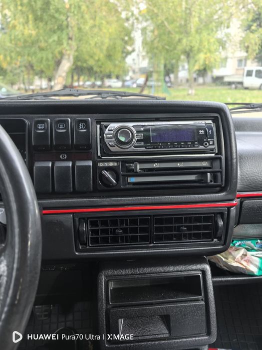 Червен кант за брони и GTI лайстни/голф 2/3, Vw Passat