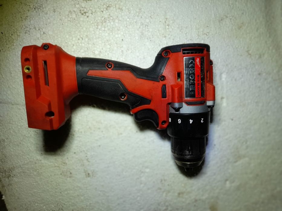 Milwaukee filetant brushles defect