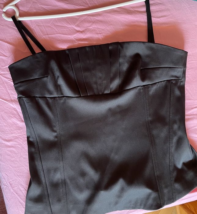 Черен елегантен топ