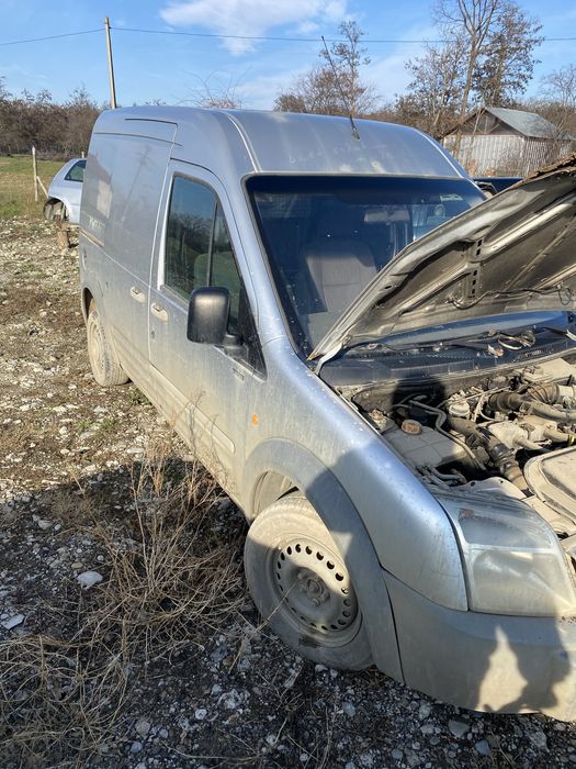 Dezmembrez ford transit conect