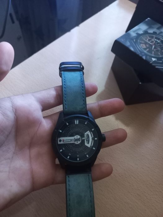 Часы  от Curren green