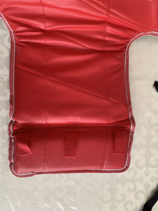 Продается защитные щитки для спорта