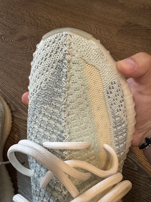 Yeezy 350 cloud white