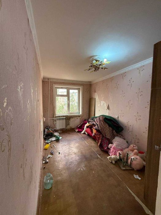 Продаётся 4-комнатная квартира 4-этаже 5-этажном Адрес Согдиана Мечет