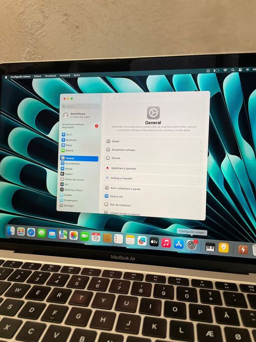 • Macbook Air 2020 • BATERIE 100% •