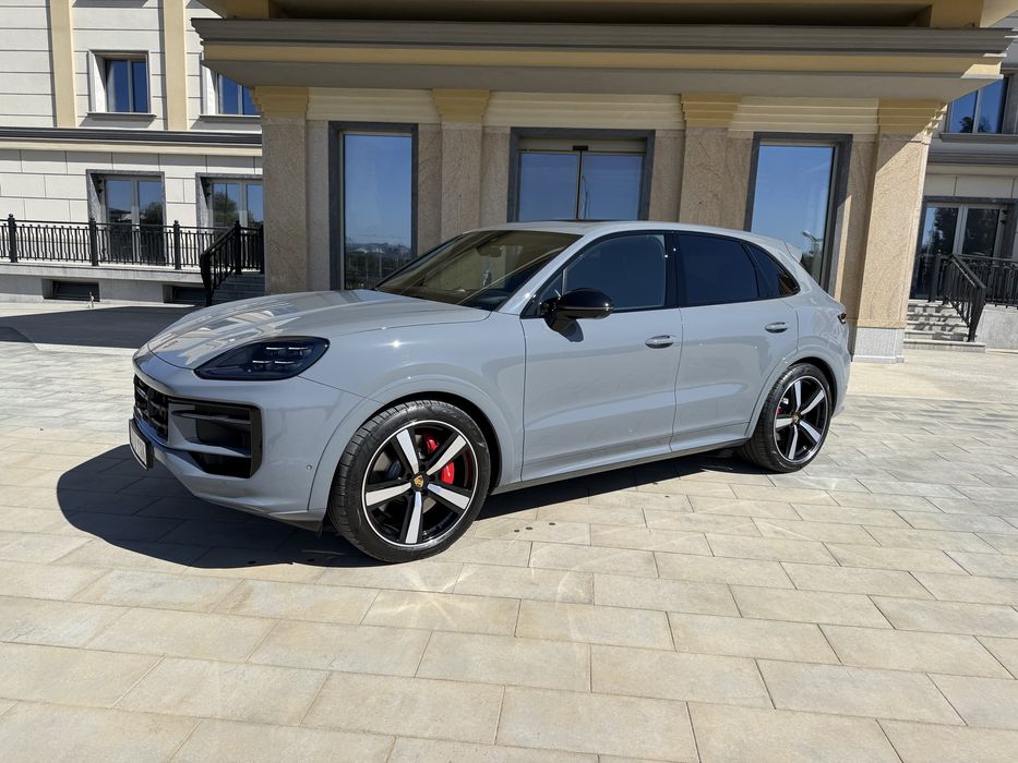 Porsche Cayenne S 2023 475 cp pretul include tva deductibil