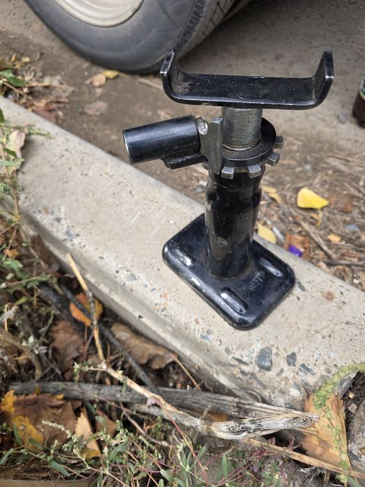 Домкрат новый ттт