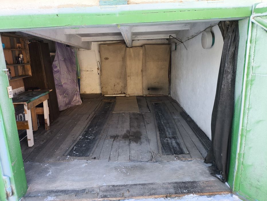 Гараж ГЭК-1.Автомобилист