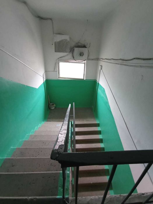 Продам 2 комн. квартиру в Уральске