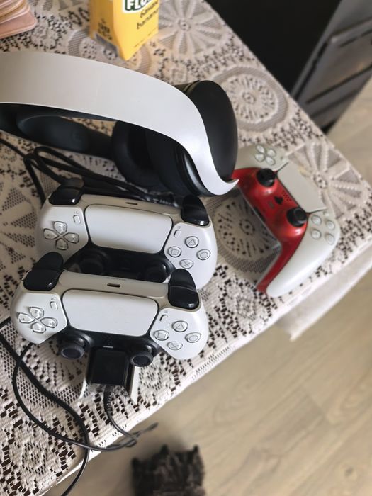 продавам Playsation 5