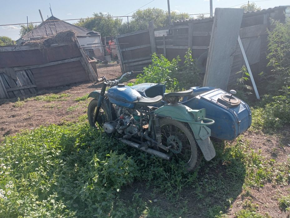 Продам обмен мотоцикл Урал