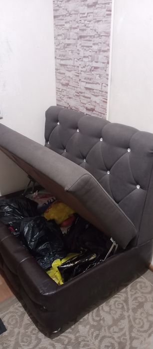 Продается  диван