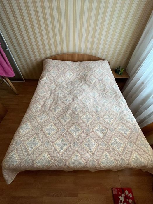 Продам спальный гарнитур