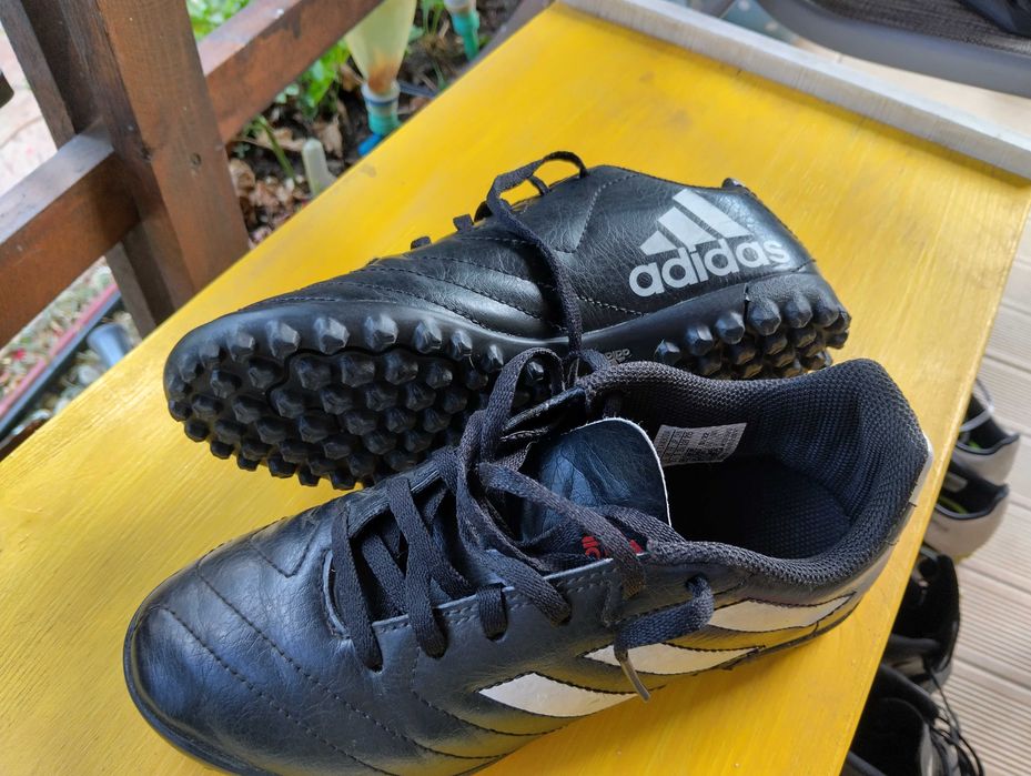 Ghete de fotbal Adidas 35.5