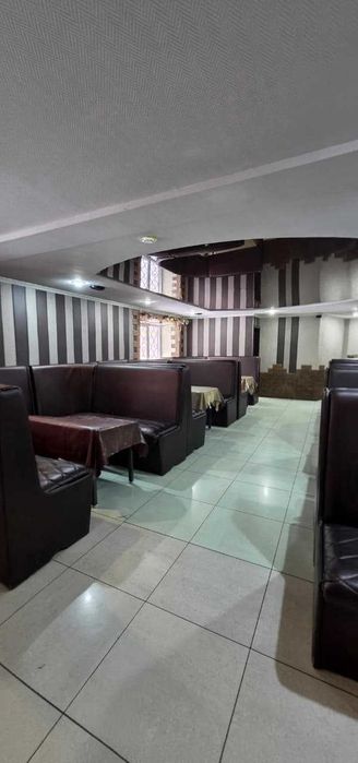 Коммерческое помещение площадью 200 м²