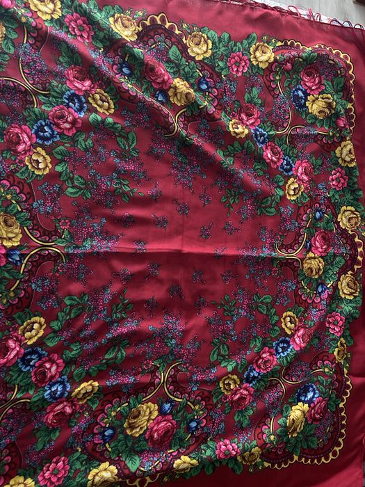 Чисто нов  вълнен руски шал