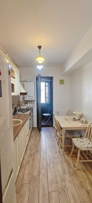 Apartament 2 camere decomandat | 53 mp | Parcare privata | 15 min metrou 1 Decembrie 1918