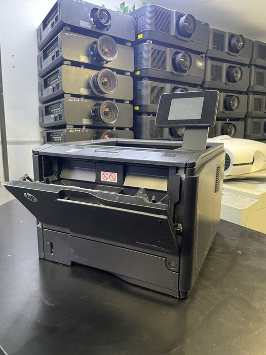 Принтер HP LaserJet Pro 400