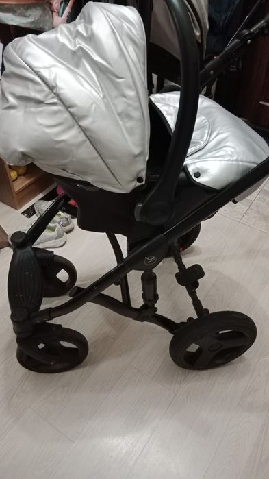 Продам коляску, полная комплектация.