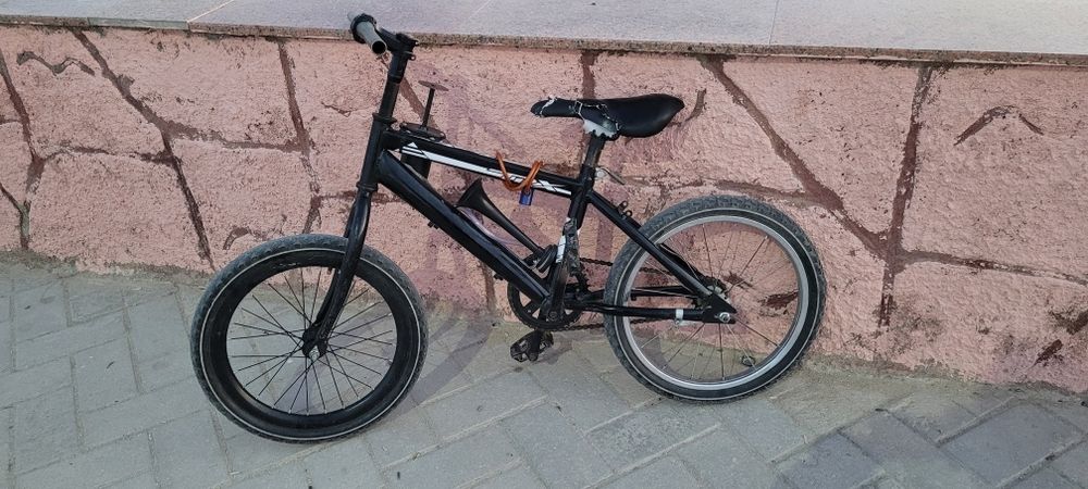 Велосипед детский для возраста 5-8лет