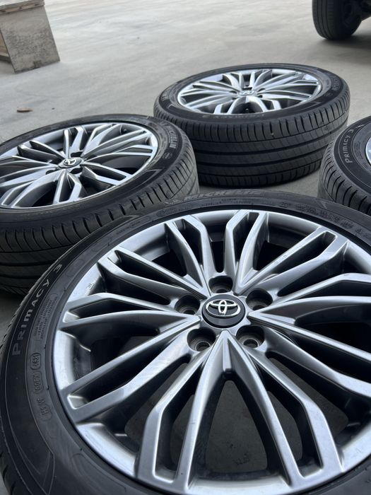Джанти с гуми от Тойота Chr Hybrid 1.8 2022г
