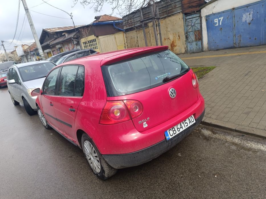 VW Golf 5 1.4 бензин 2004 повреден двигател / цяла