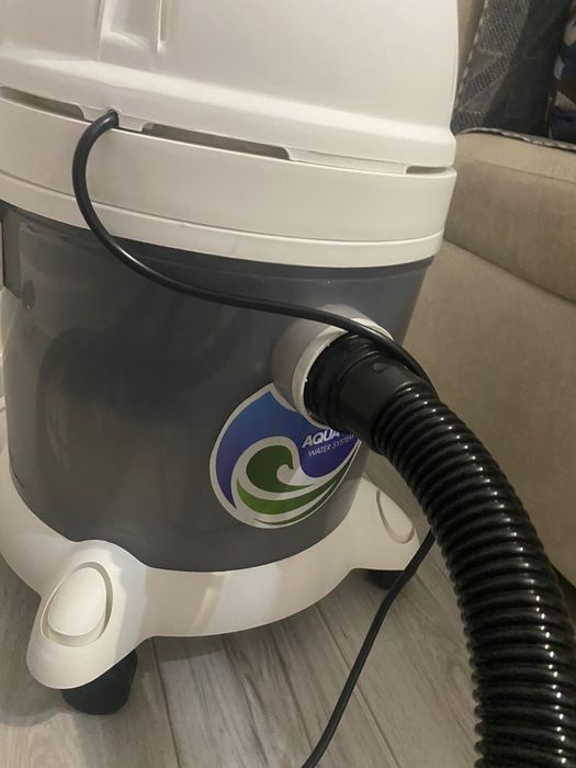 Продается пылесос новый , работает отлично