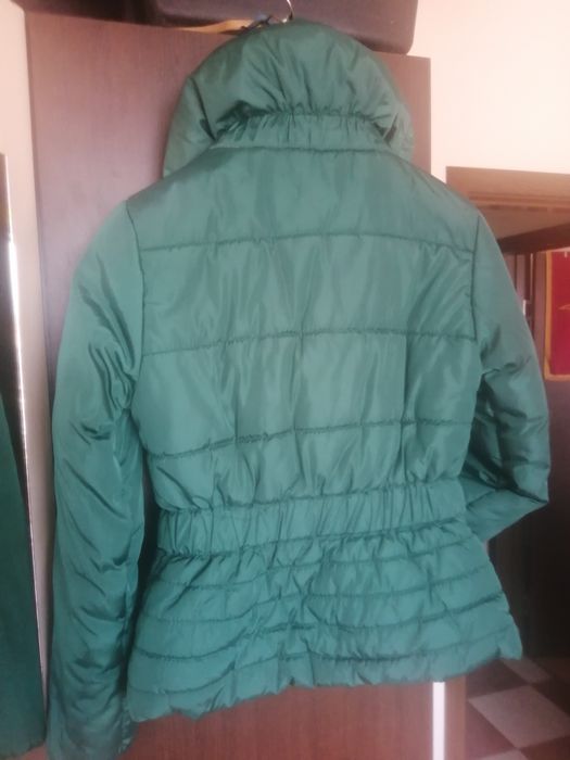 Яке, дамско, носени 1 месец, няма забележки.