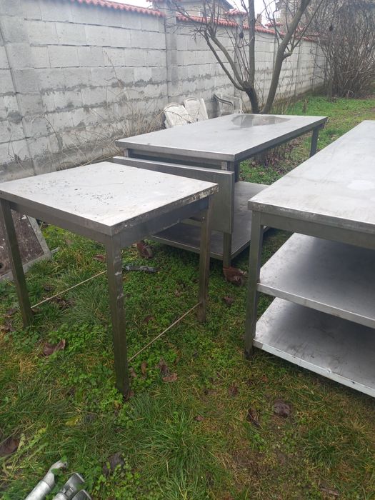 Работна маса от неръждавейка