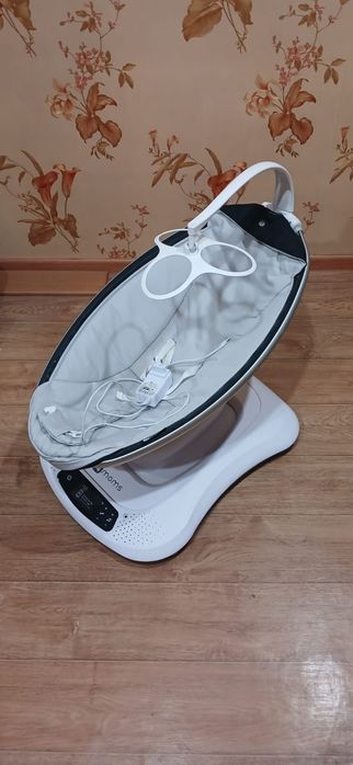 Детский шезлонг (кресло-кочалка)