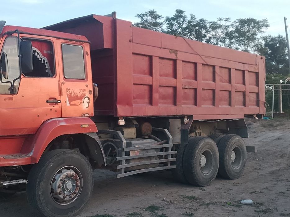 Howo samasval yuk mashinasi sotiladi