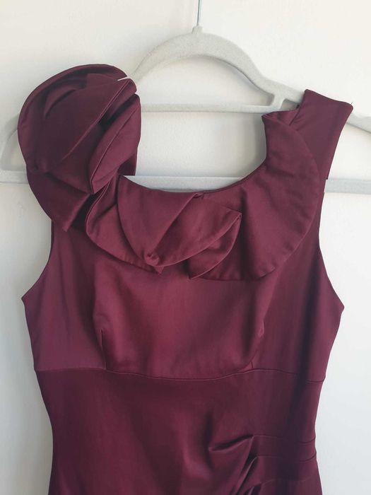 Елегантна вечерна, коктейлна рокля от Karen Millen.