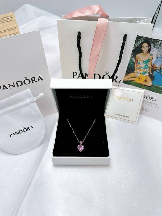 Ювелирные украшения Pandora