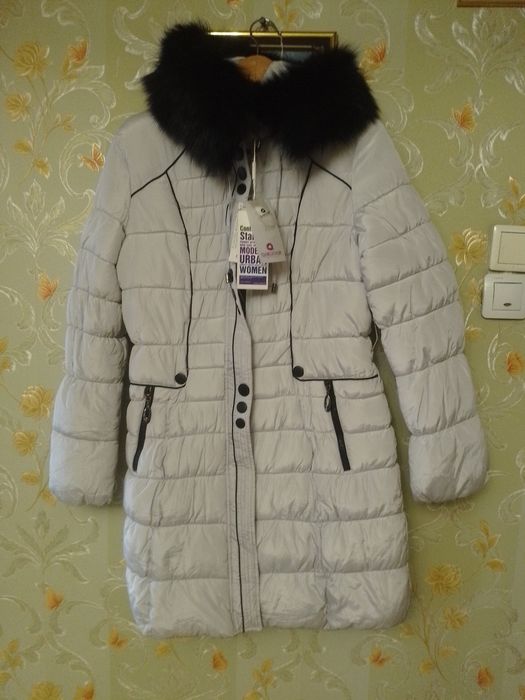 Продам куртки  зима новые