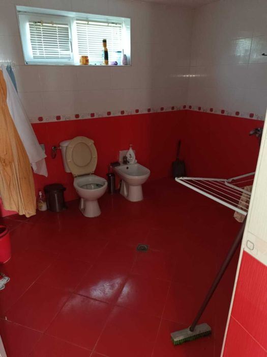 Дава се под наем Етаж от къща в с. Ковачица, Област Монтана - 1000 кв.м за 382.5 € - Снимка #13