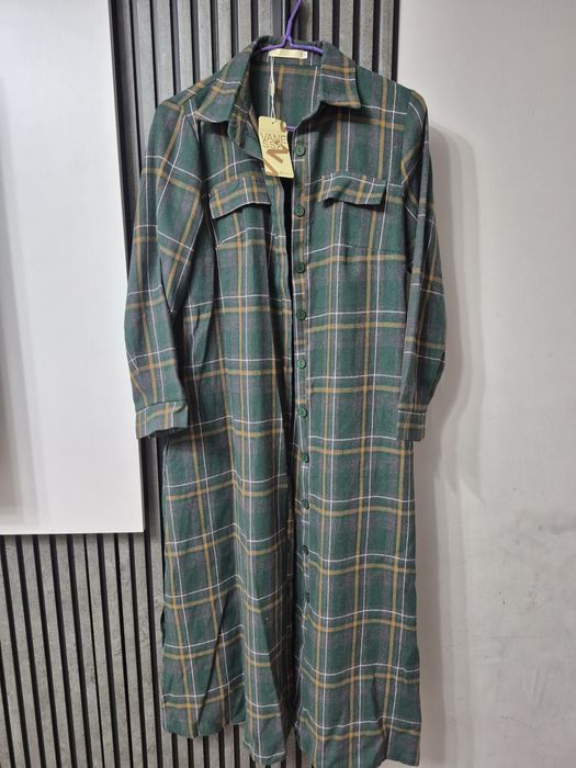 Платье, костюм брючный