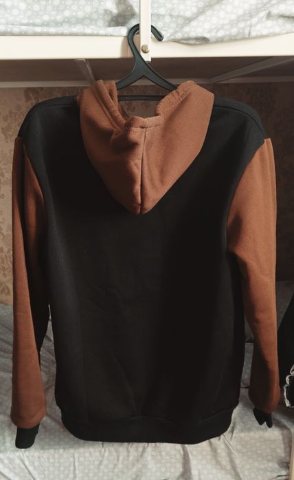 Молодежная зип худи