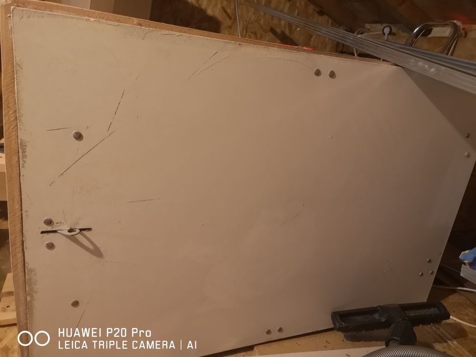 Scară cu  trapă pentru acces pod sau mansarda