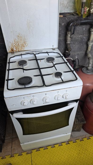 Продам  газ плита
