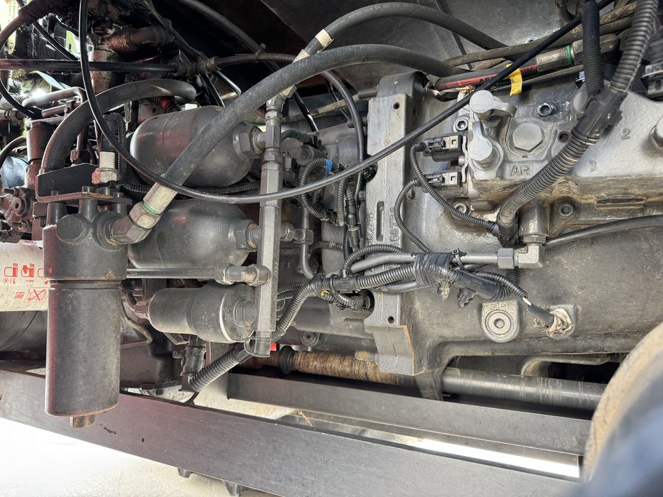 Arion 630 traktor class case aryon sotiladi