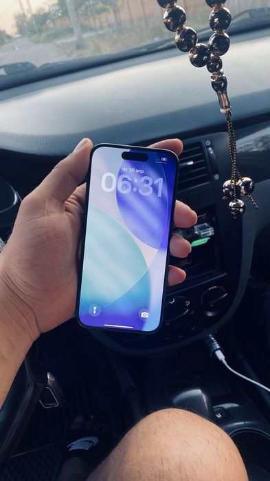 IPhone 15 pro продается
