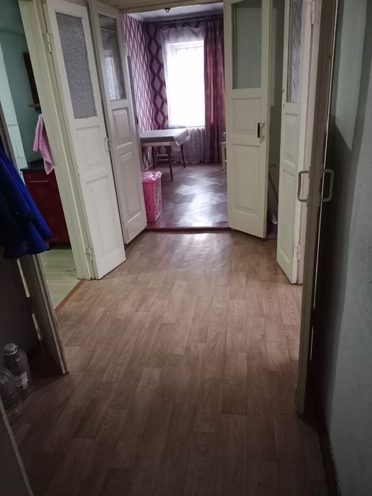 Уютный трёхкомнатный дом в 14 микрорайоне - заезжай и живи