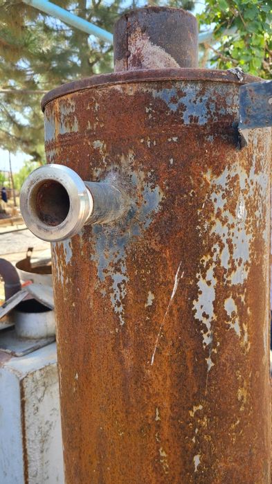 AGV atapleniyaga va issiq suv aparatiga moljallangan bochka  sotiladi