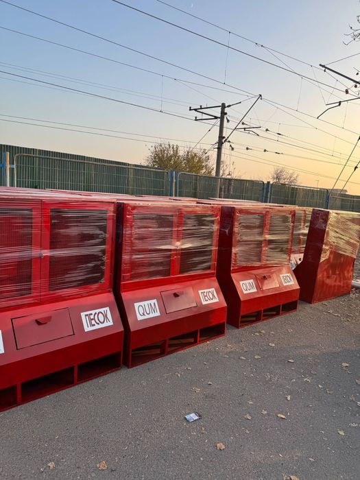 Пожарный Уличные Щиты Щиты пожарные комплект с огнетушителм есть все