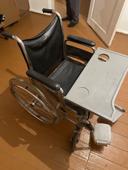 Инвалидная коляска