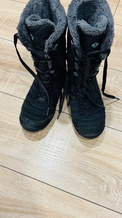 Ghete Columbia marimea 34